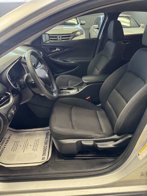 2020 Chevrolet Malibu Image 15