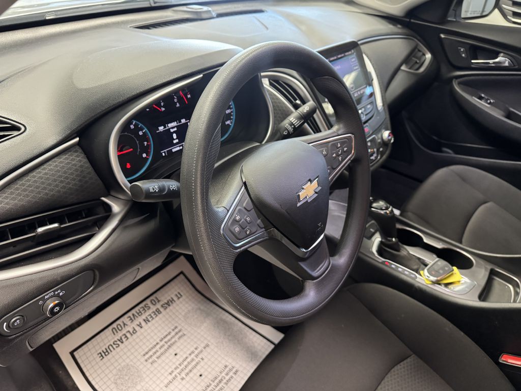 2020 Chevrolet Malibu Image 18