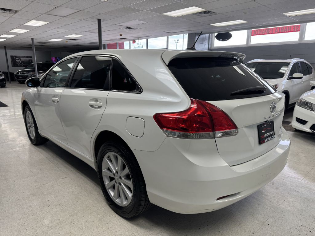 2012 Toyota Venza Image 9