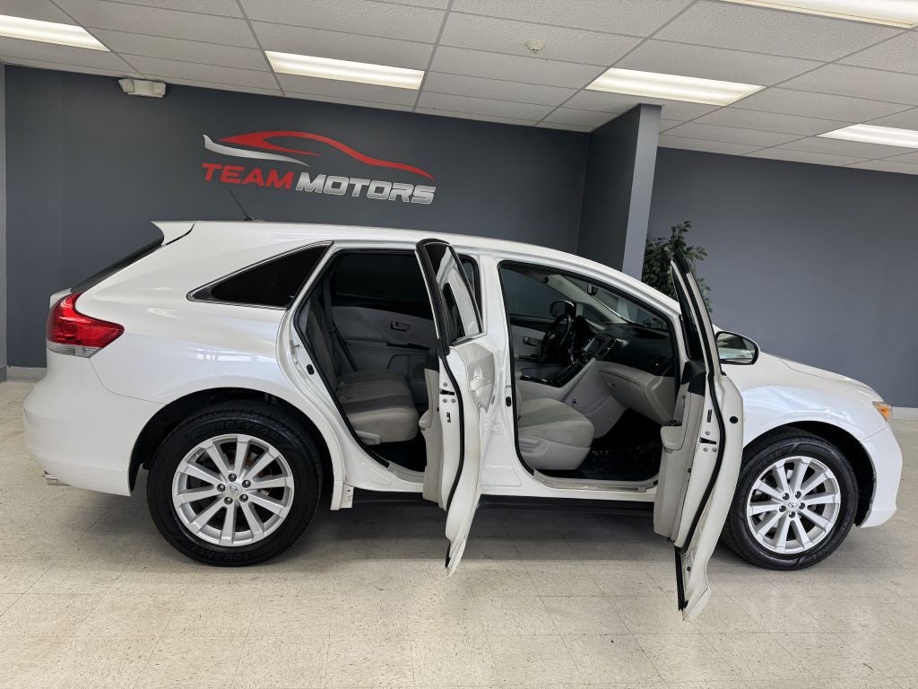 2012 Toyota Venza Image 11