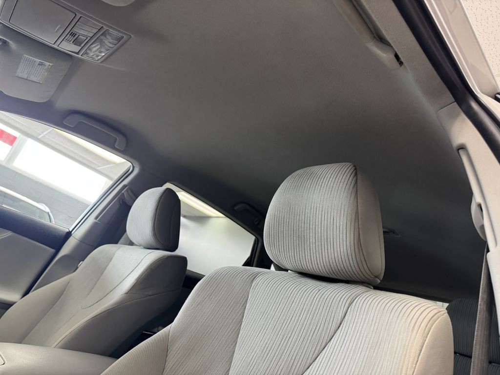 2012 Toyota Venza Image 22