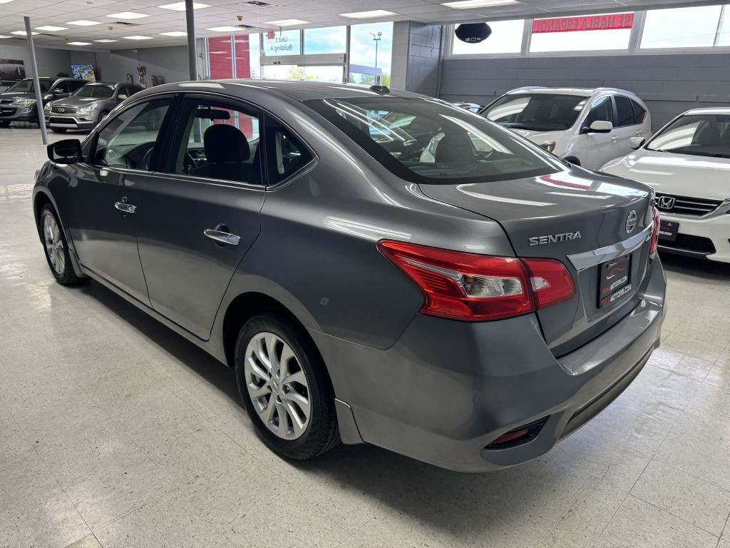 2016 Nissan Sentra Image 9
