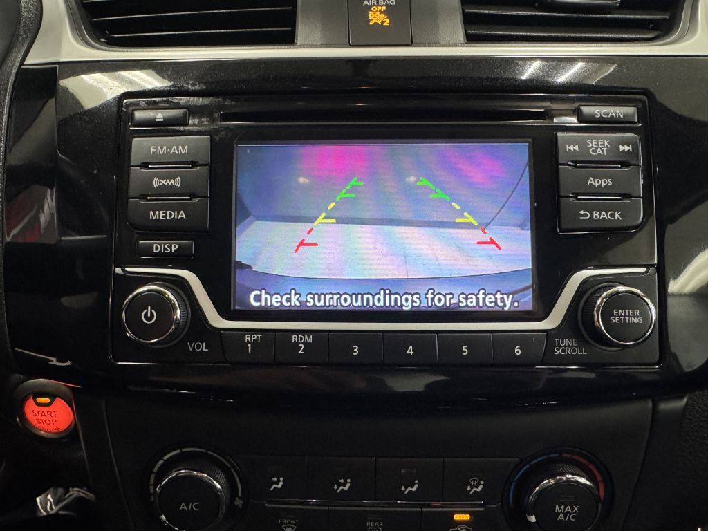 2016 Nissan Sentra Image 27
