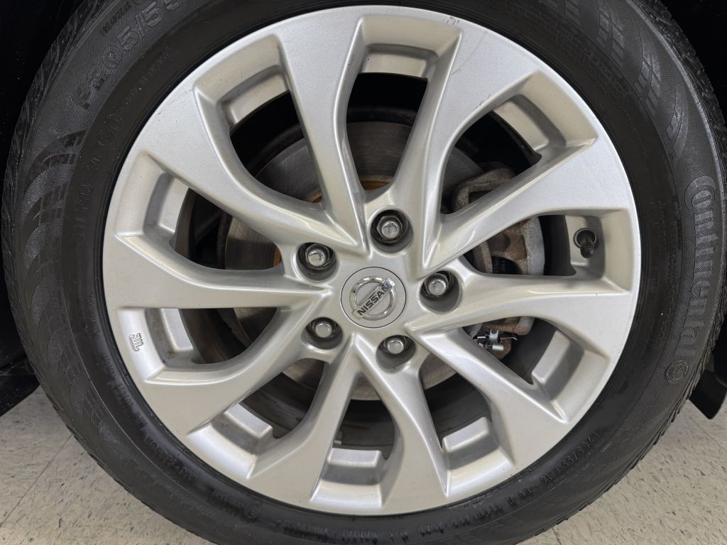 2016 Nissan Sentra Image 31