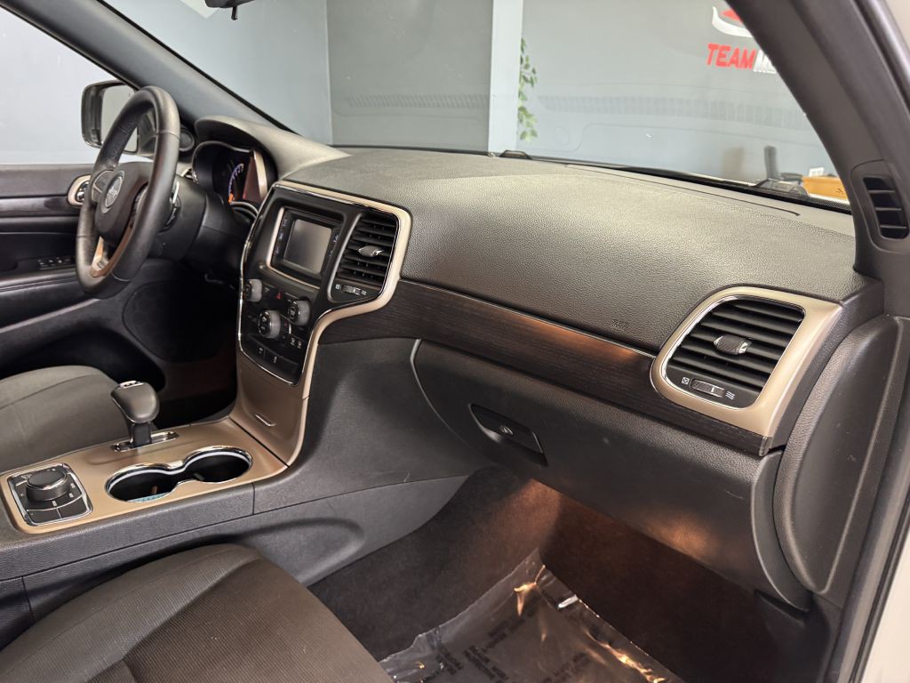 2014 Jeep Grand Cherokee Image 18
