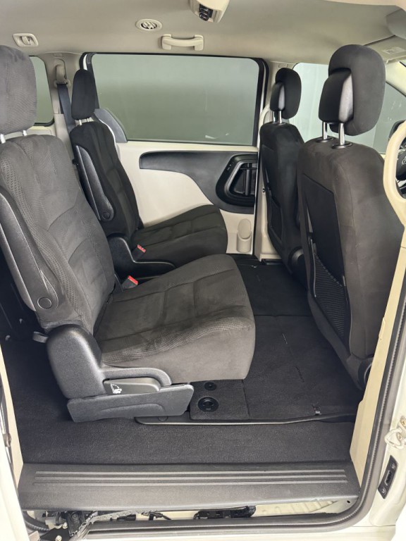 2015 Dodge Grand Caravan Image 13