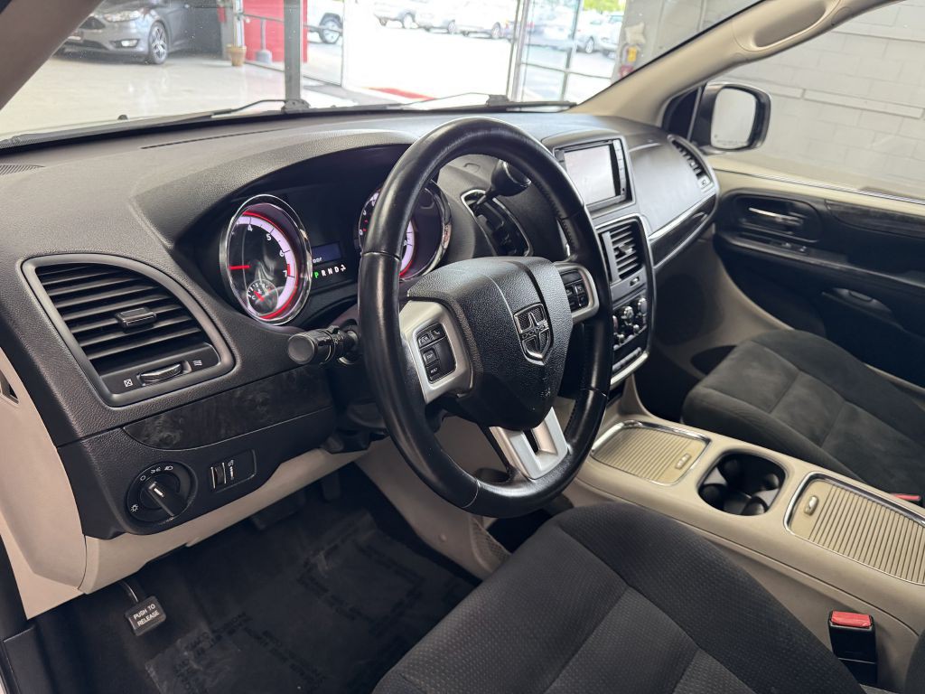 2015 Dodge Grand Caravan Image 19