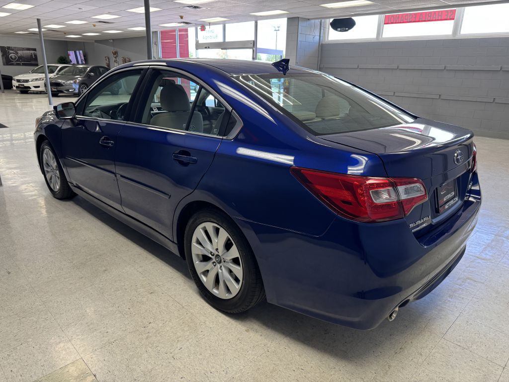 2016 Subaru Legacy Image 8