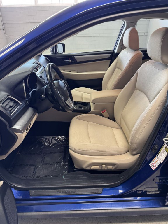 2016 Subaru Legacy Image 15