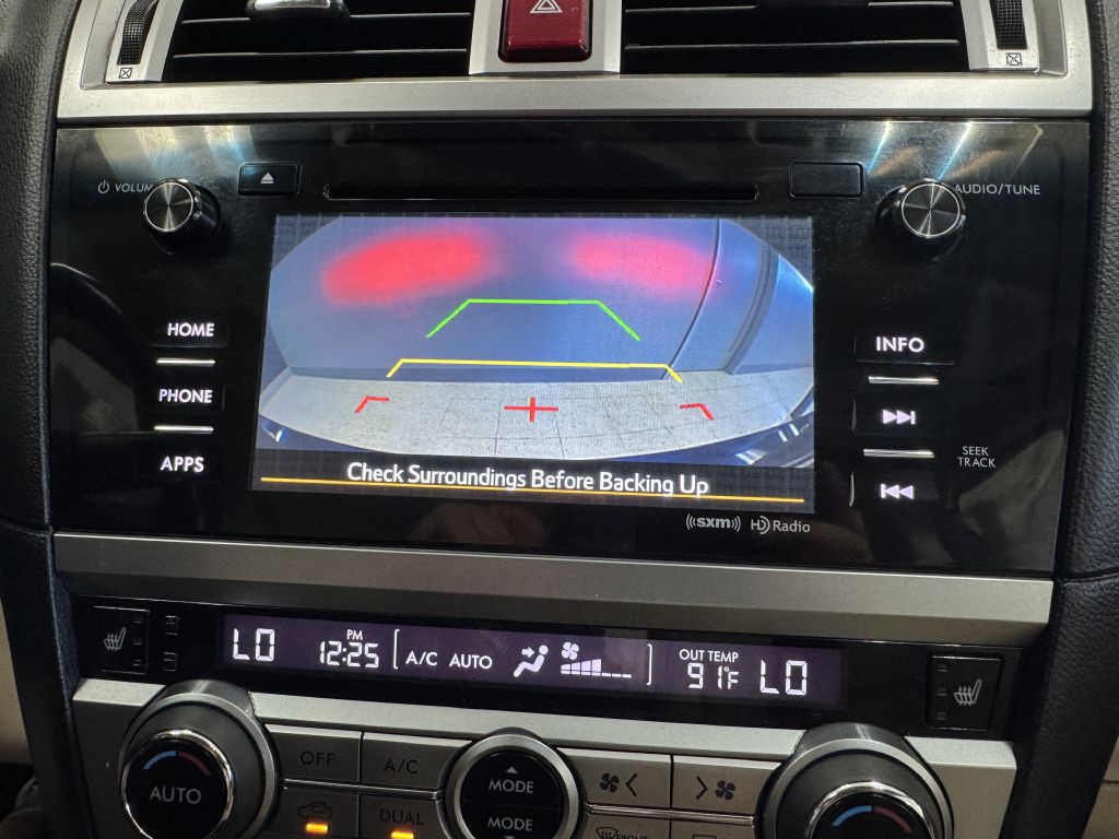 2016 Subaru Legacy Image 27