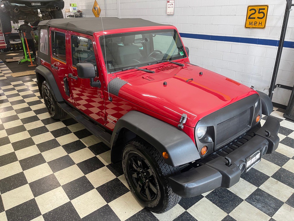 2010 Jeep Wrangler Unlimited Image 17
