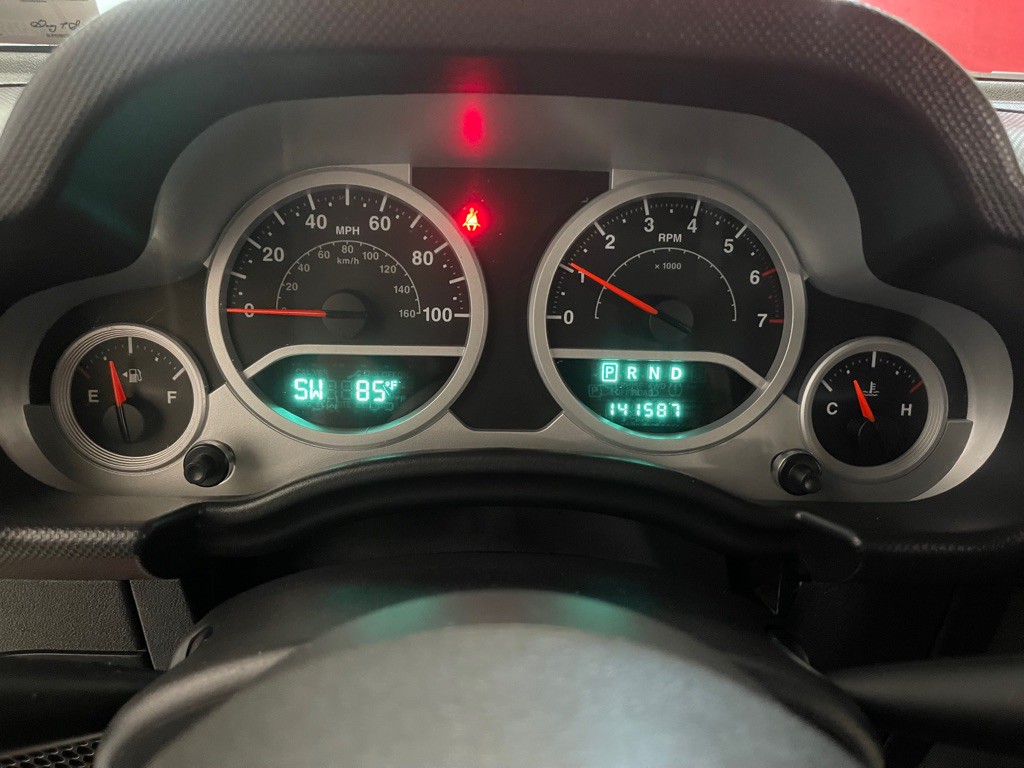 2010 Jeep Wrangler Unlimited Image 29