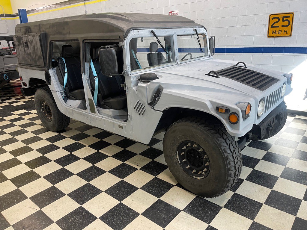 2006 AM General Humvee Image 14