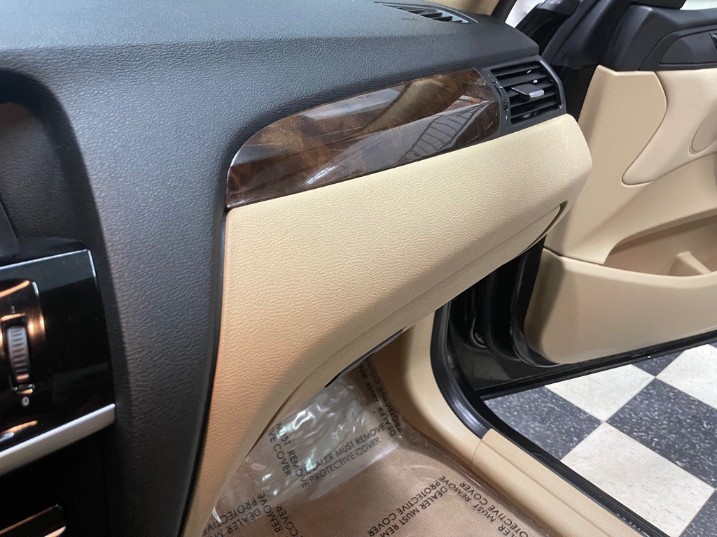2015 BMW X3 Image 32