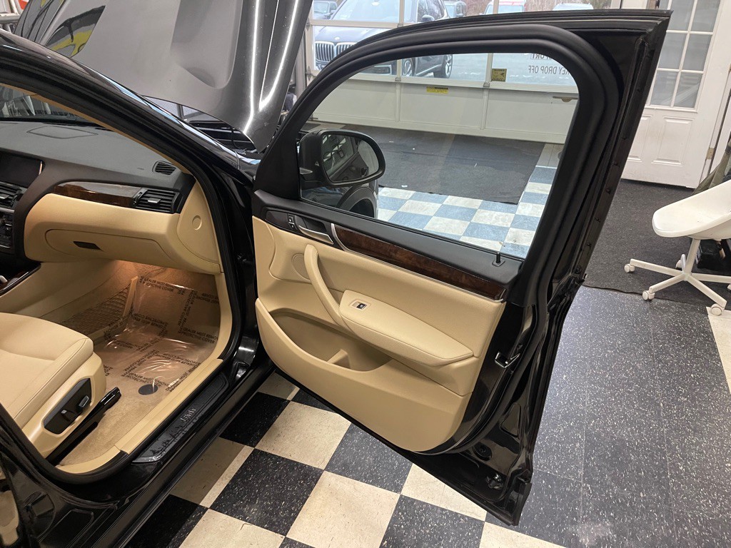 2015 BMW X3 Image 38