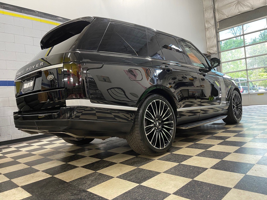 2016 Land Rover Range Rover Image 16