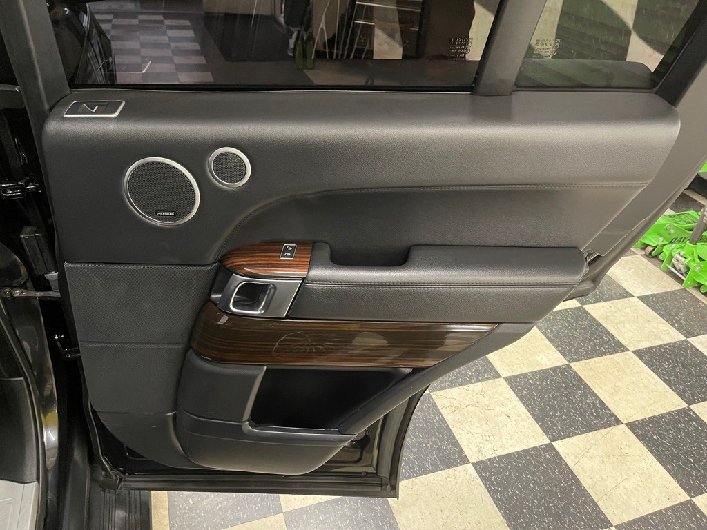 2016 Land Rover Range Rover Image 46