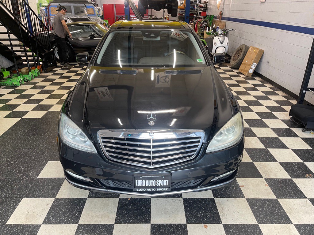 2013 Mercedes-Benz S-Class Image 1
