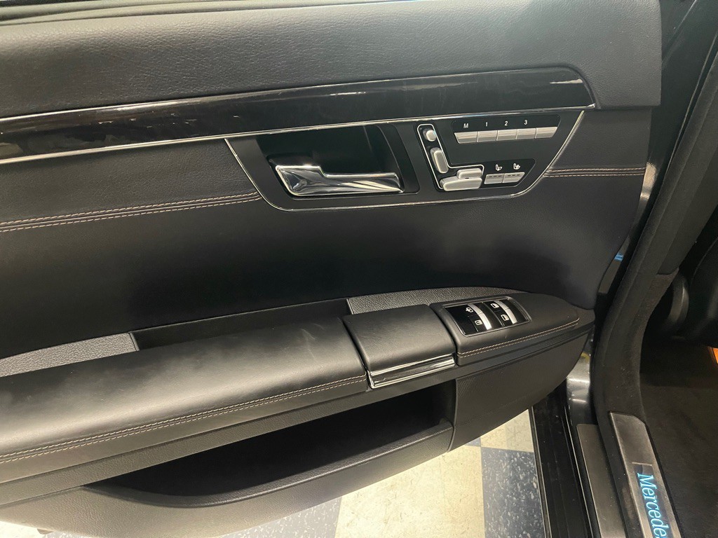 2013 Mercedes-Benz S-Class Image 48