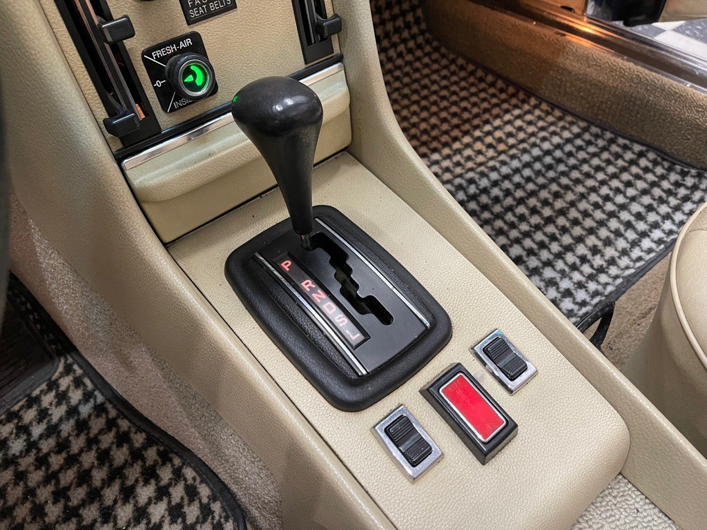 1973 Mercedes-Benz 420-Class Image 27