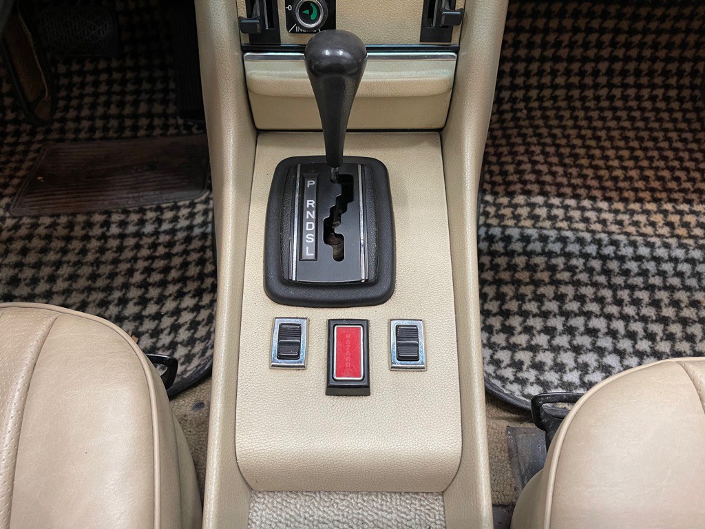 1973 Mercedes-Benz 420-Class Image 29