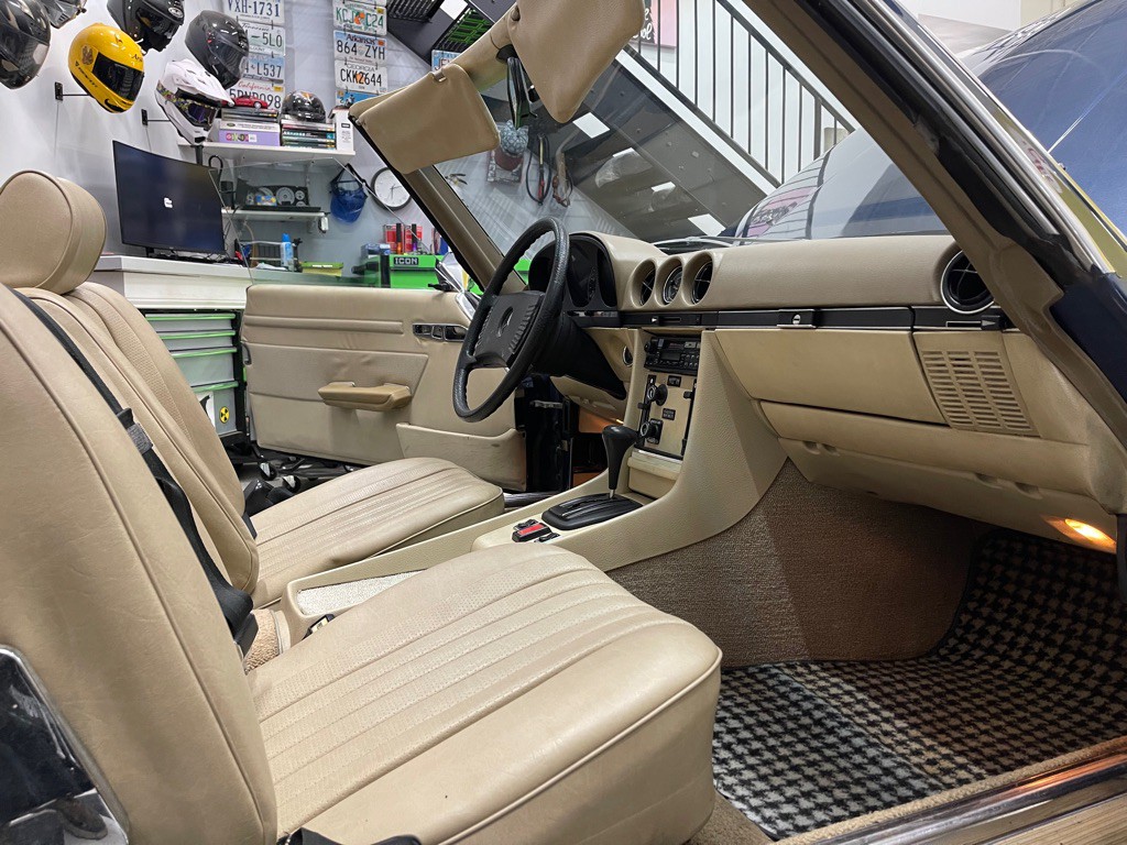 1973 Mercedes-Benz 420-Class Image 31