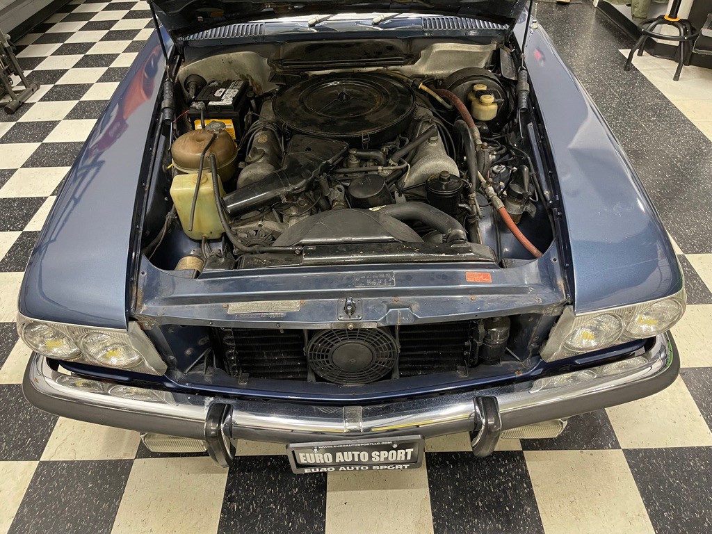 1973 Mercedes-Benz 420-Class Image 38