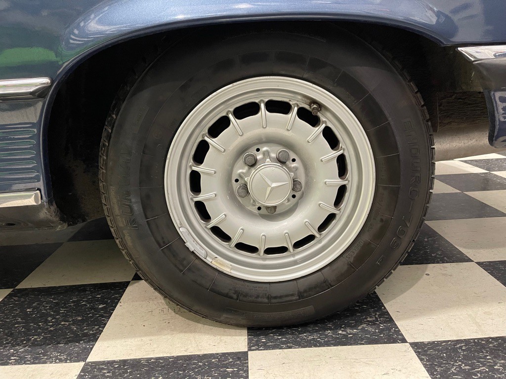 1973 Mercedes-Benz 420-Class Image 45