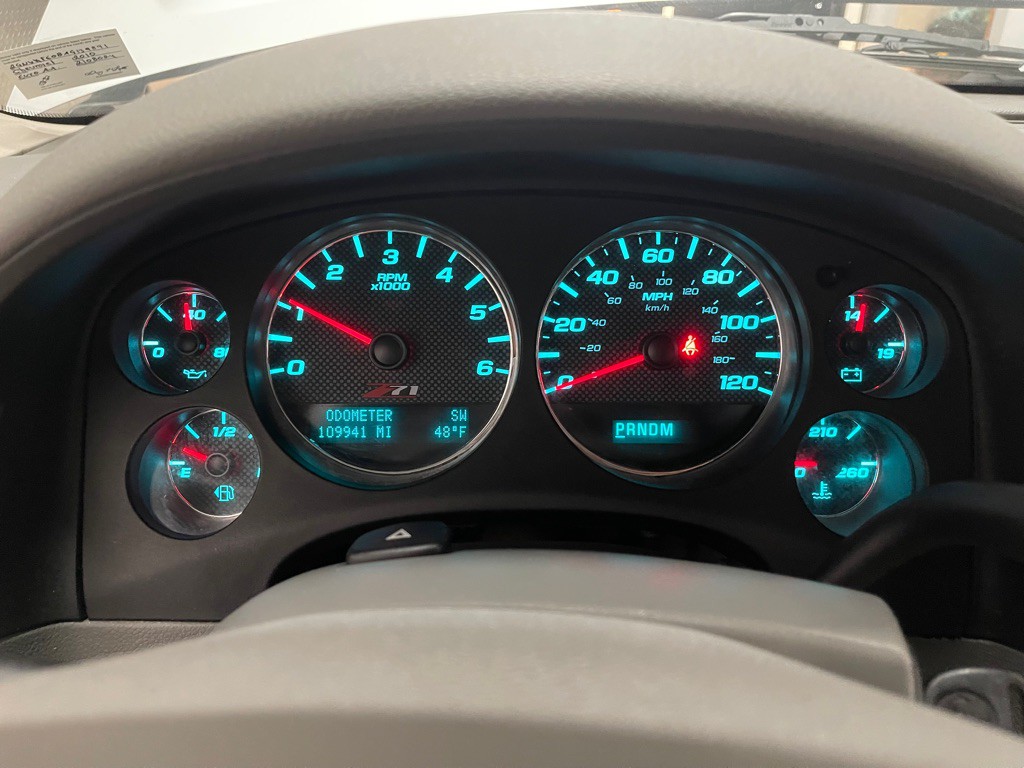 2010 Chevrolet Avalanche Image 28
