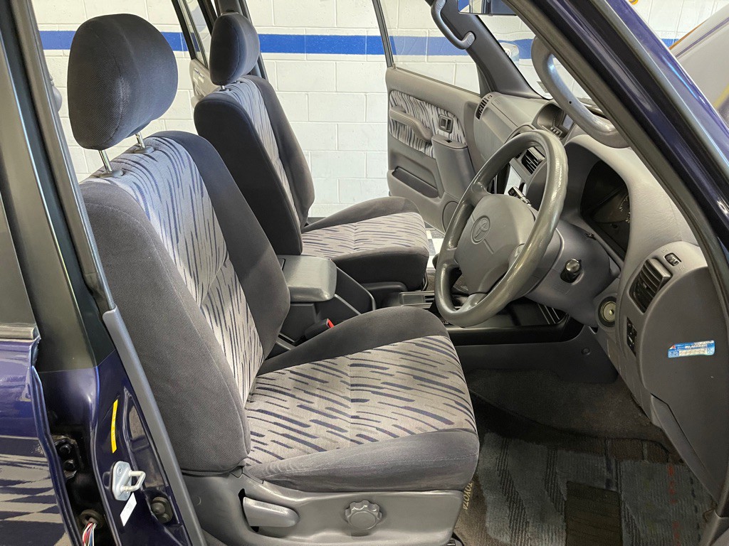 1996 Toyota Land Cruiser Image 26