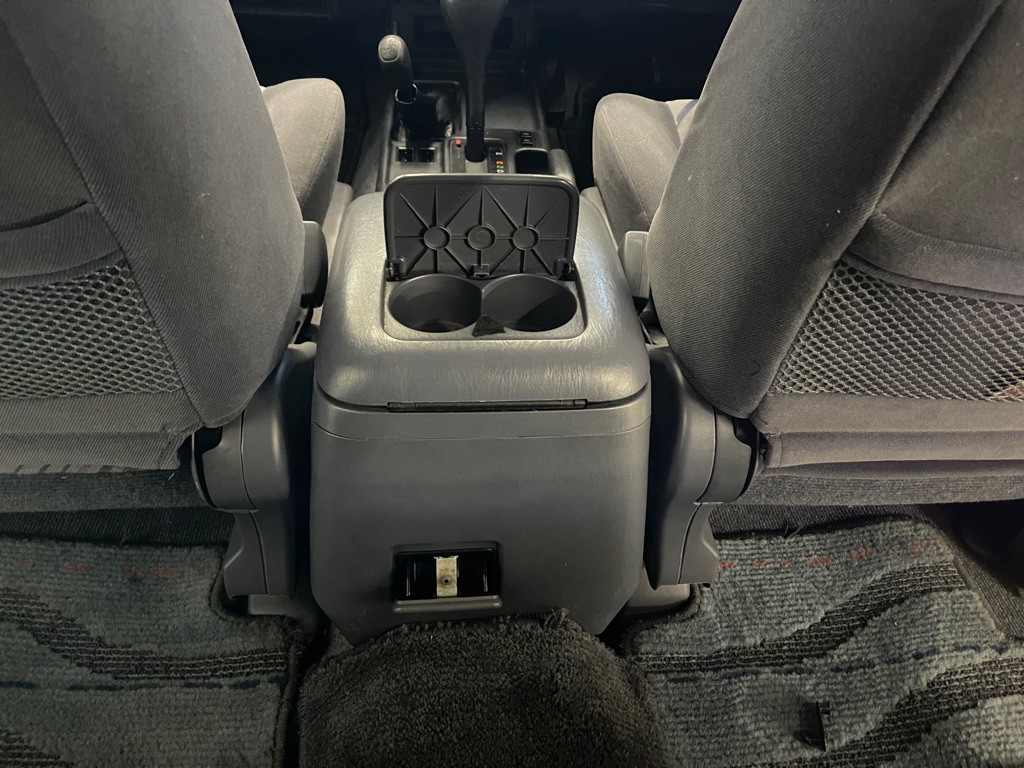 1996 Toyota Land Cruiser Image 48