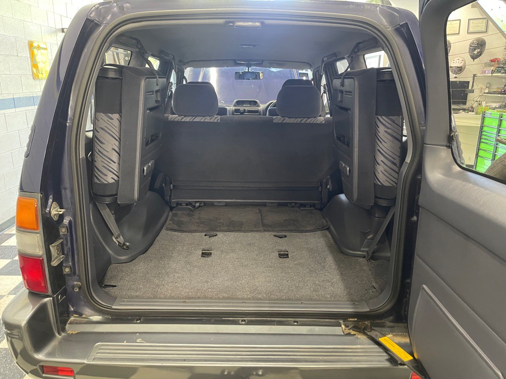 1996 Toyota Land Cruiser Image 60