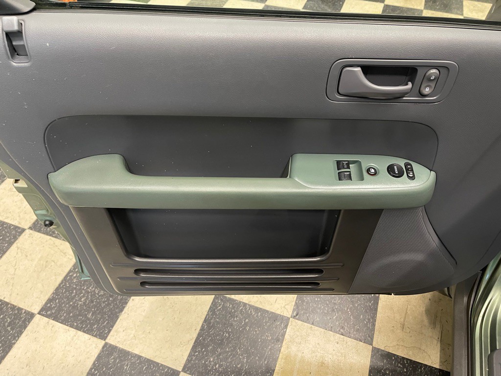 2003 Honda Element Image 24