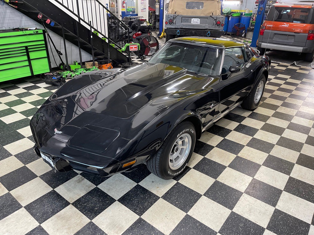 1977 Chevrolet Corvette Image 5