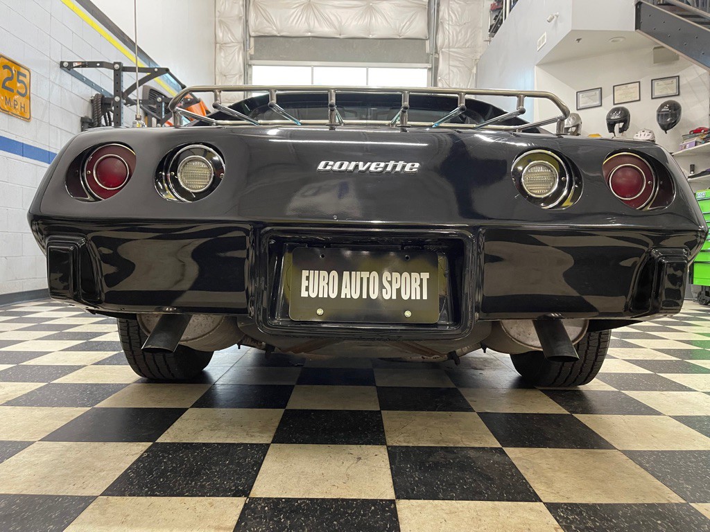 1977 Chevrolet Corvette Image 16