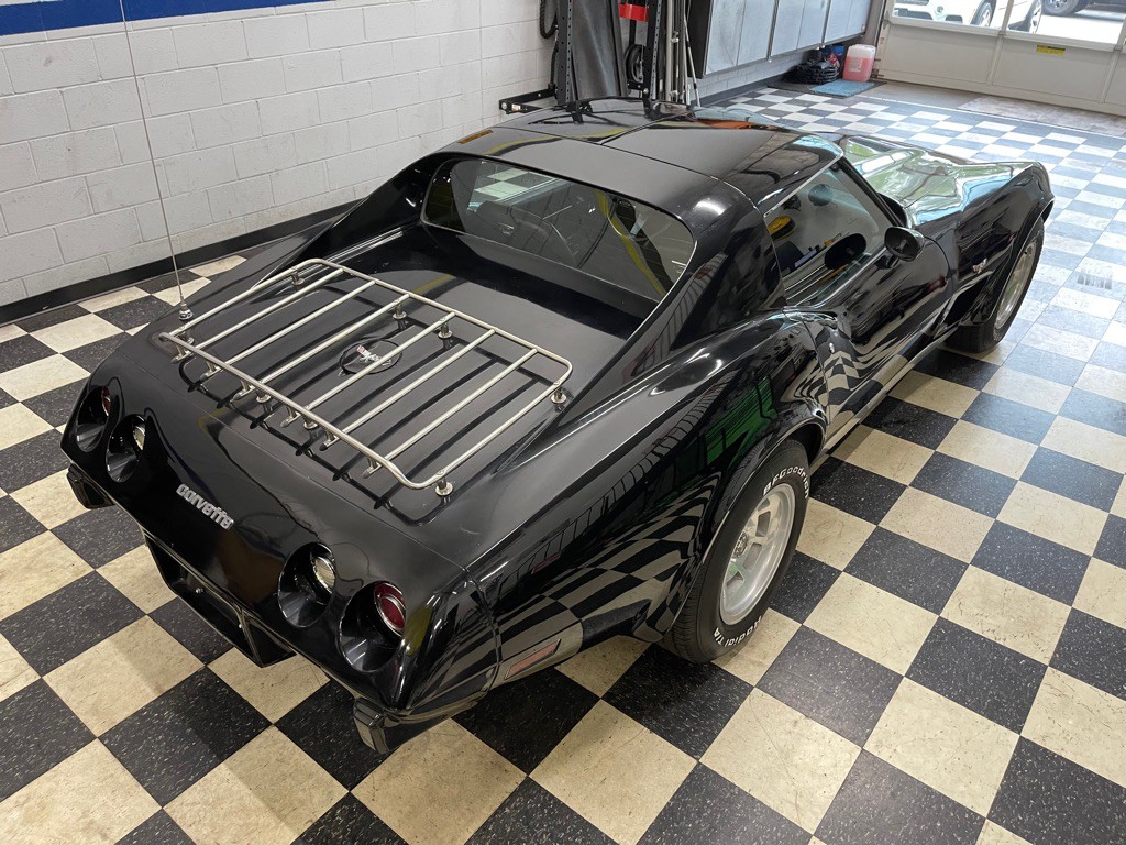 1977 Chevrolet Corvette Image 17