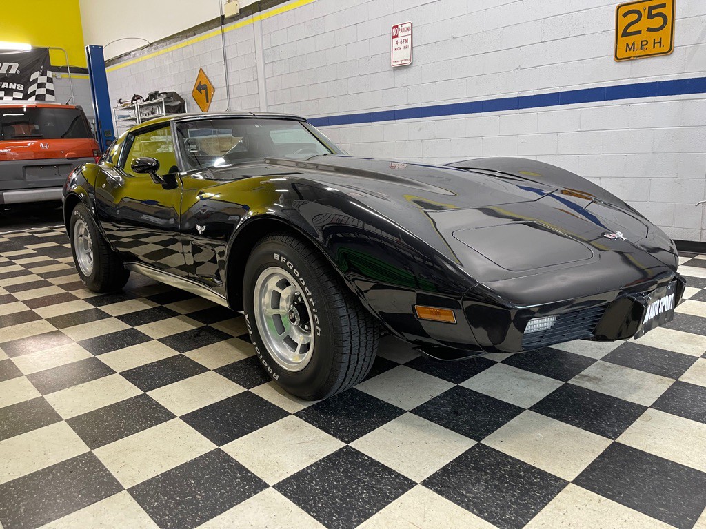 1977 Chevrolet Corvette Image 23