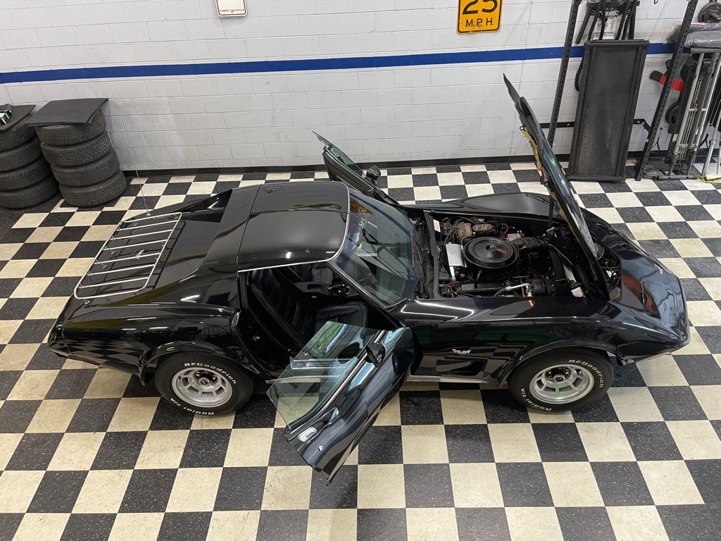 1977 Chevrolet Corvette Image 27