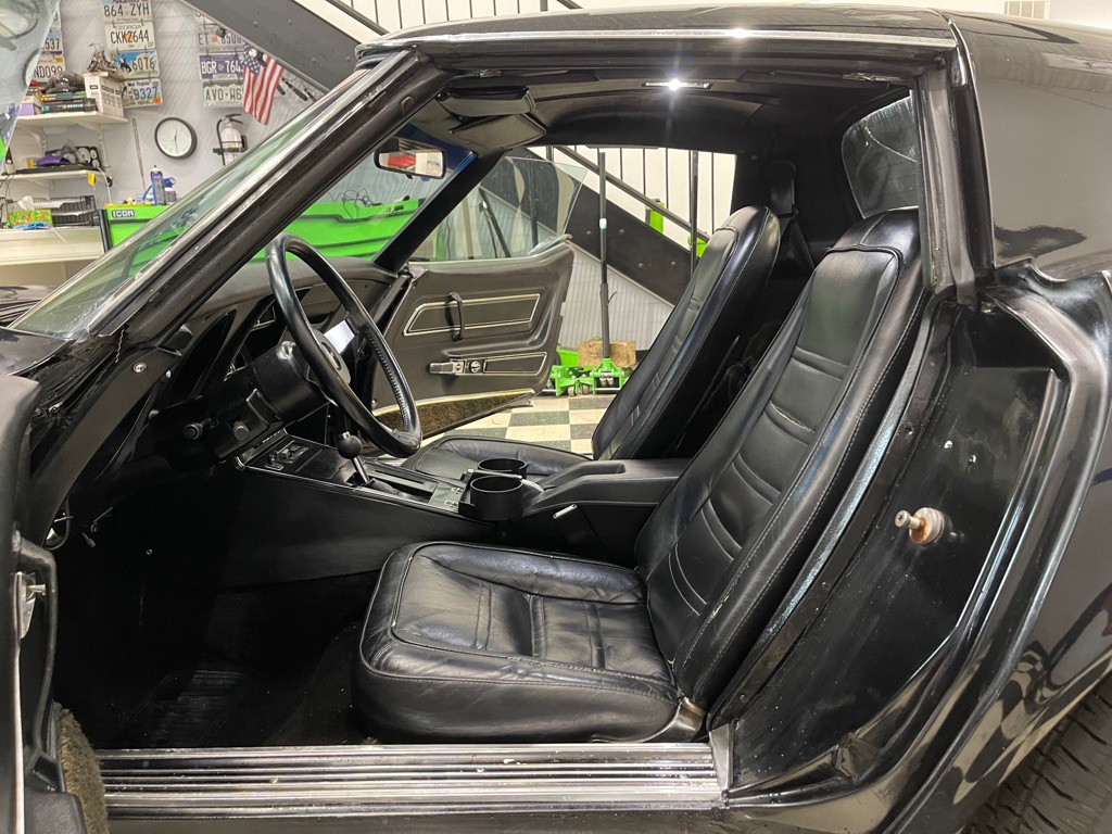 1977 Chevrolet Corvette Image 31
