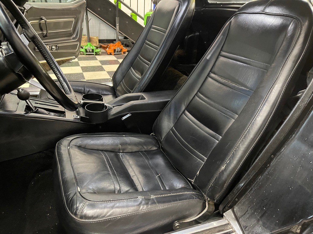 1977 Chevrolet Corvette Image 33
