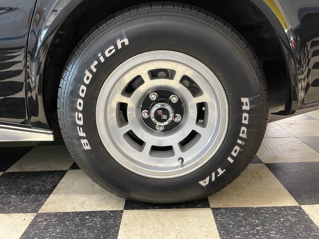 1977 Chevrolet Corvette Image 73