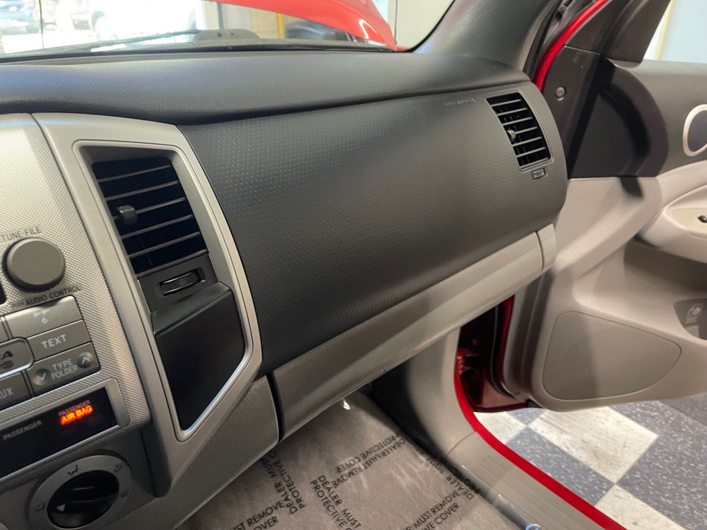 2009 Toyota Tacoma Image 35