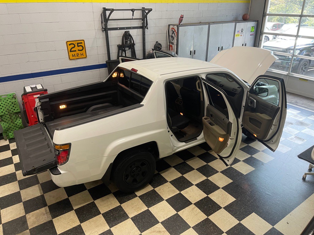 2006 Honda Ridgeline Image 21