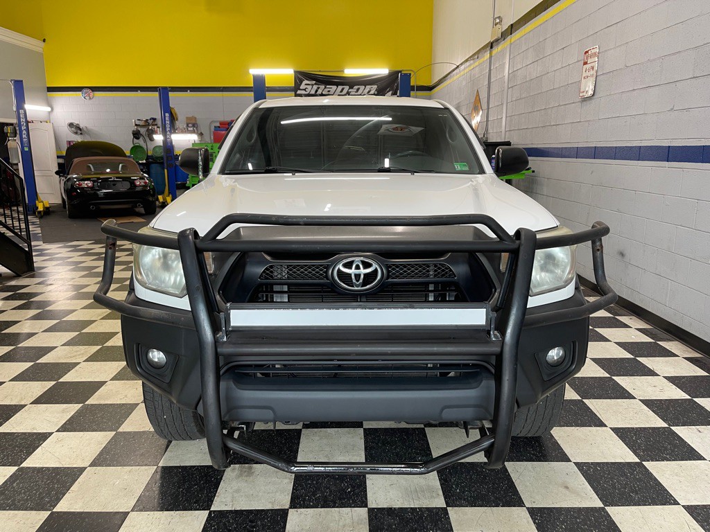 2012 Toyota Tacoma Image 2