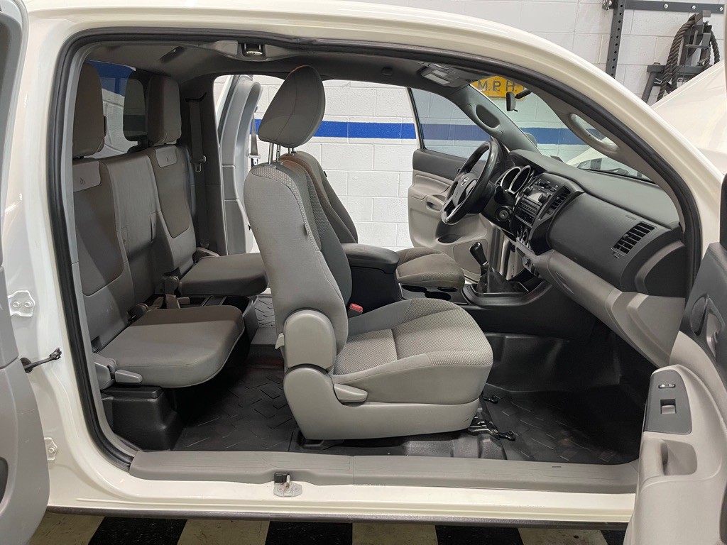 2012 Toyota Tacoma Image 42