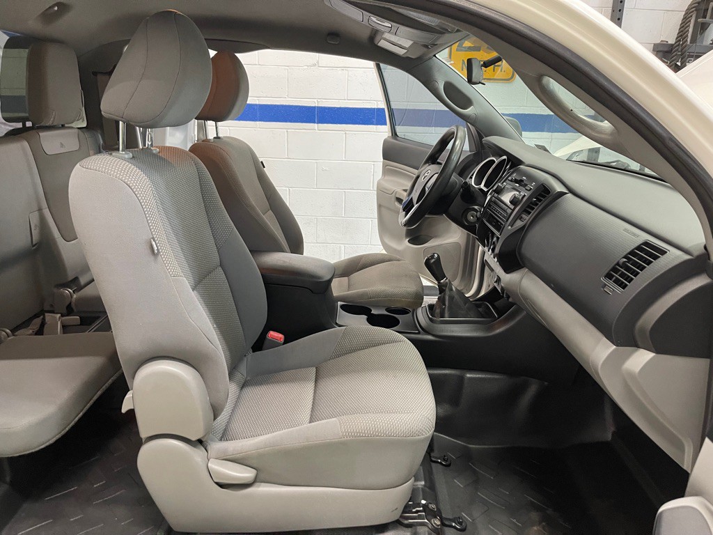 2012 Toyota Tacoma Image 45