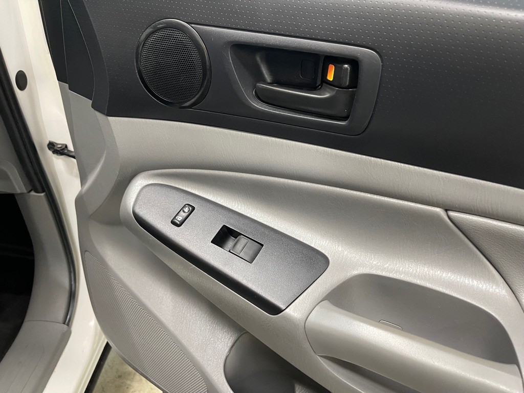 2012 Toyota Tacoma Image 48