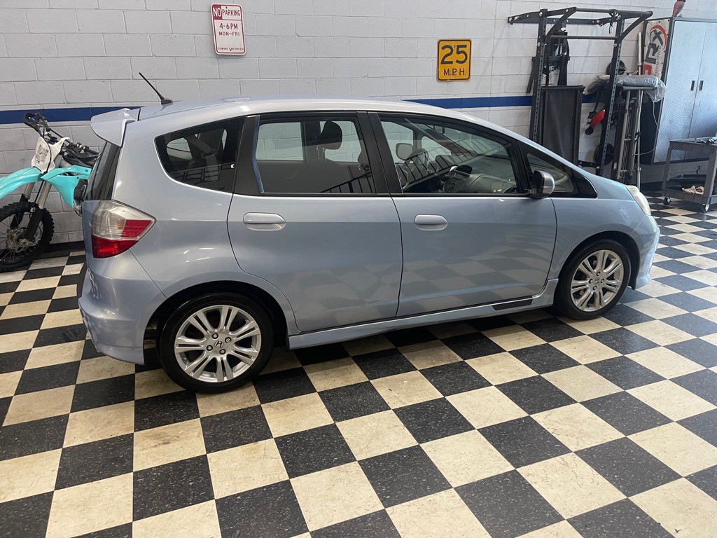 2010 Honda Fit Image 16