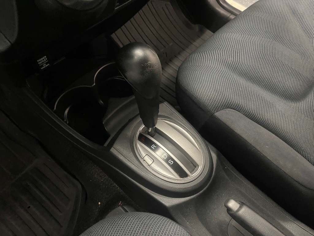 2010 Honda Fit Image 35