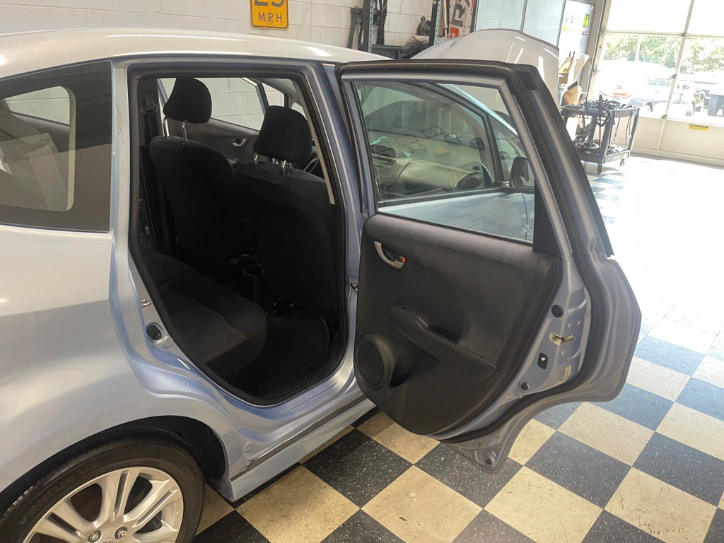 2010 Honda Fit Image 43